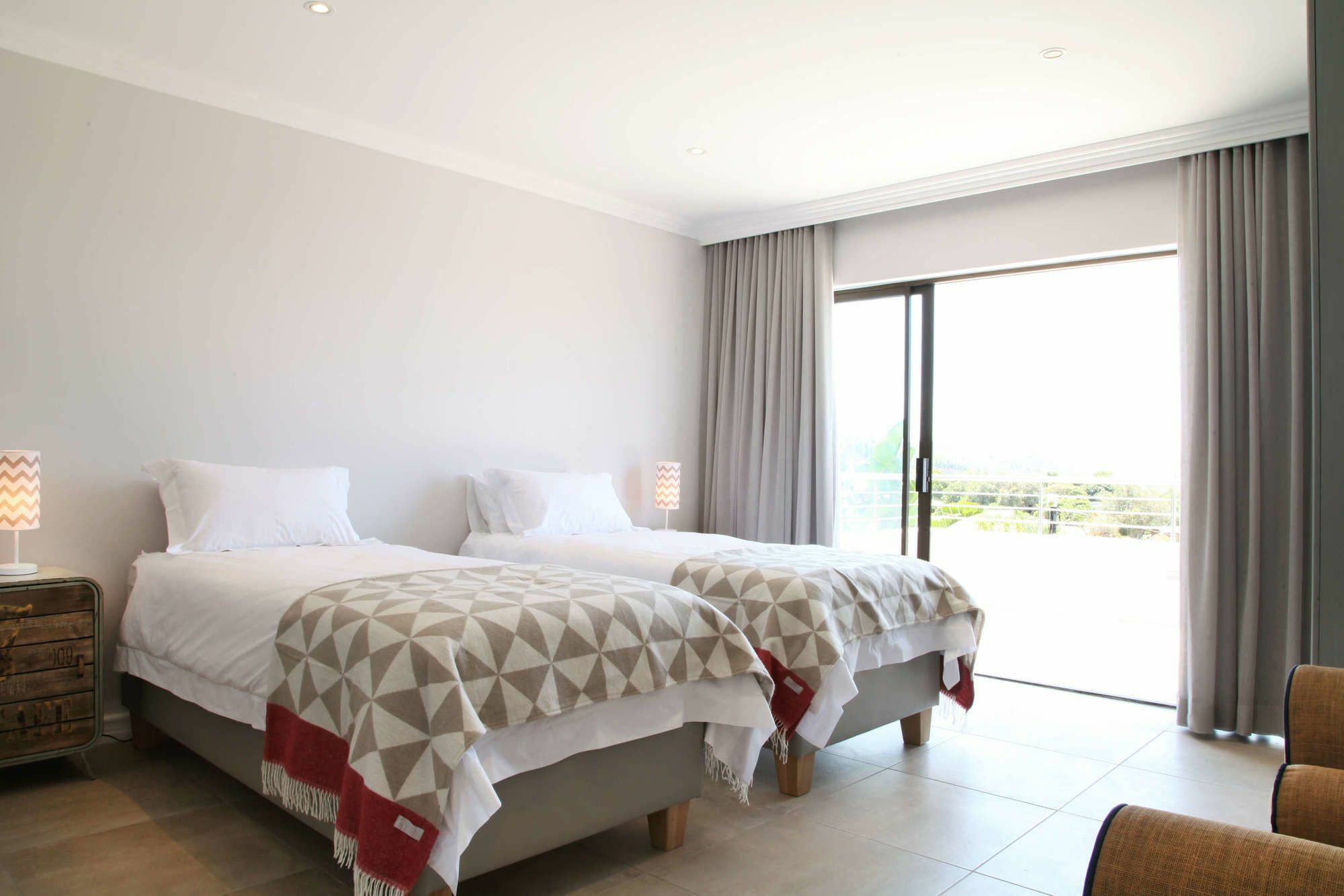 Sunrise Bay Self Catering Apartment Plettenberg Bay Exterior photo